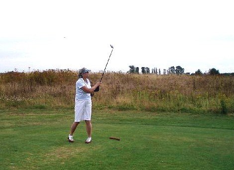 avh_golf310706_01_t.jpg