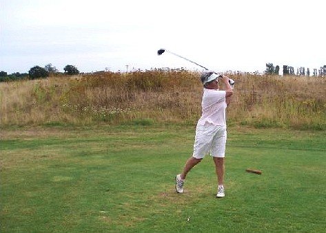 avh_golf310706_03_t.jpg